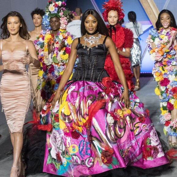 Bella Hadid, Natasha Poly, Naomi Campbell, Winnie Harlow, Jussie Smollett et Natalia Vodianova lors du défilé de mode "Fashion For Relief" lors du 71ème Festival International du Film de Cannes, France, le 13 mai 2018 © Cyril Moreau/Bestimage