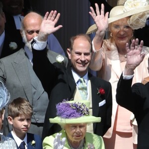 La reine Elizabeth II, le duc d'Edimbourg et la famille royale au mariage du prince Harry et de Meghan Markle le 19 mai 2018 à Windsor.