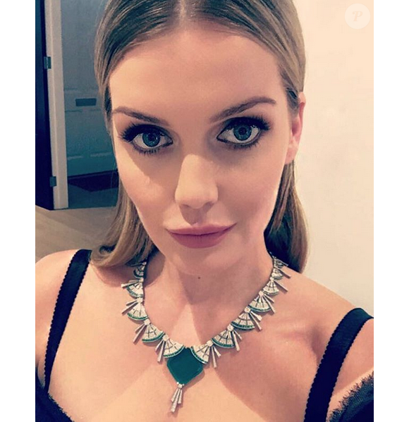 Kitty Spencer porte des bijoux Bulgari. Mars 2017.