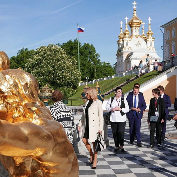 Brigitte Macron en visite officielle à Saint-Pétersbourg ce 25 mai 2018.