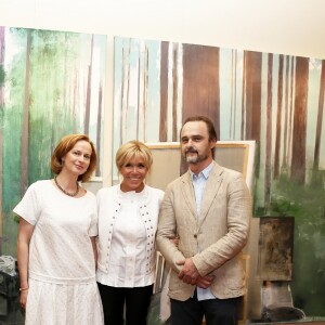 La première dame Brigitte Macron visite le palais des congrès et centre d'expositions Marina Gisich Gallery à Saint-Pétersbourg, Russie, le 25 mai 2018. © Dominique Jacovides/Bestimage