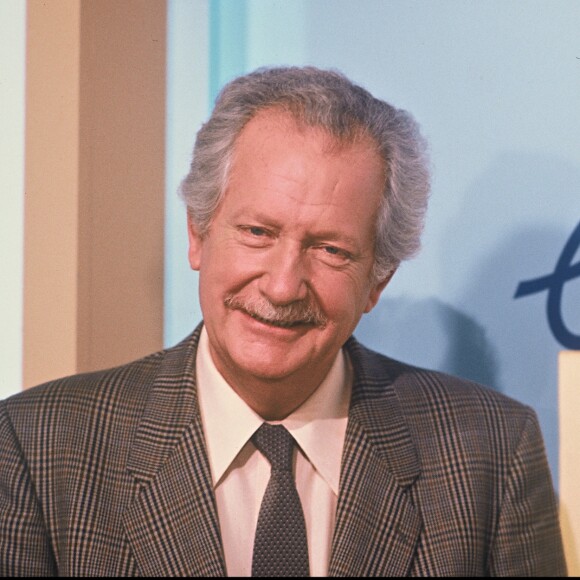 Pierre Bellemare, émission "Magazine de l'objet", octobre 1987.