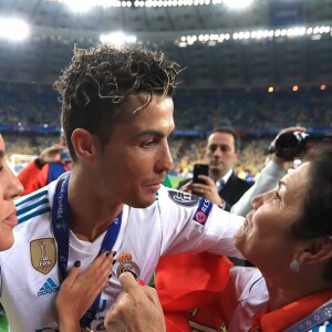 Cristiano Ronaldo en famille à Kiev lors de la finale de la Champions League. Le 26 mai 2018.