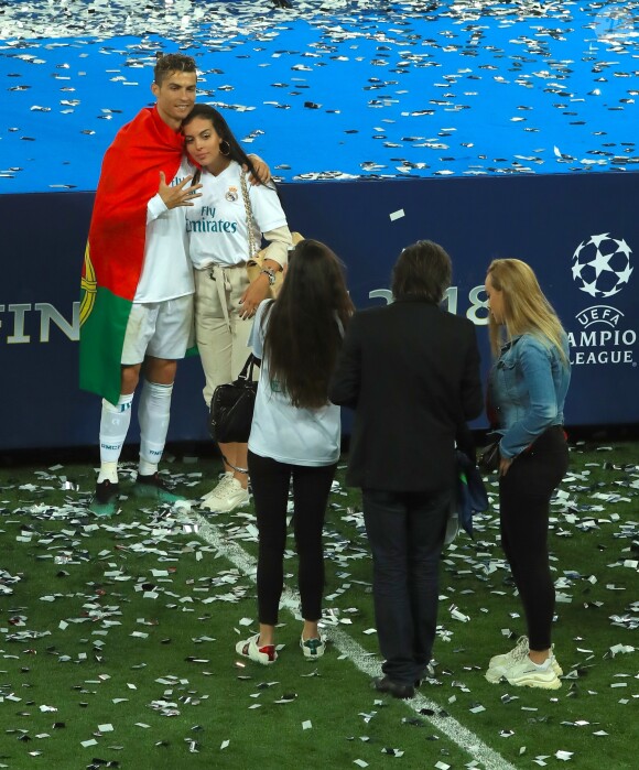Cristiano Ronaldo et sa compagne Georgina Rodriguez à Kiev lors de la finale de la Champions League. Le 26 mai 2018.