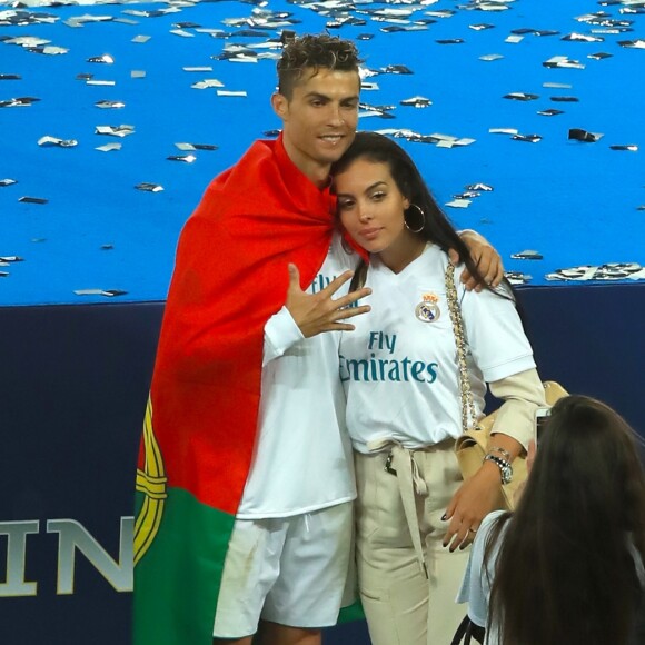 Cristiano Ronaldo et sa compagne Georgina Rodriguez à Kiev lors de la finale de la Champions League. Le 26 mai 2018.