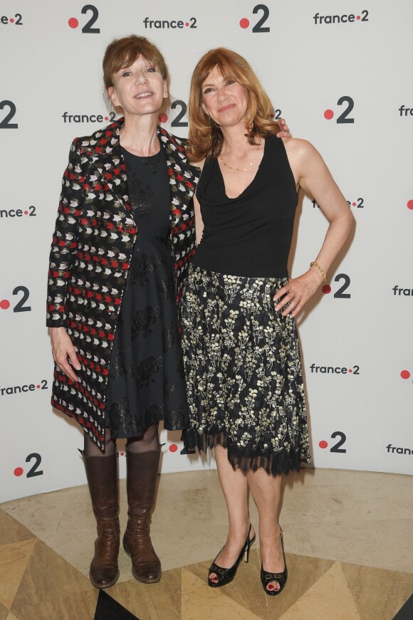 Virginie Lemoine et Florence Pernel - 30ème cérémonie des Molières 2018 à la salle Pleyel à Paris, France, le 29 mai 2018. © Coadic Guirec/Bestimage