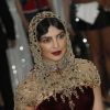 Priyanka Chopra Met Gala (Met Ball, Costume Institute Benefit) 2018 célébrant l'ouverture de l'exposition Heavenly Bodies: Fashion and the Catholic Imagination, au Metropolitan Museum of Art à New York, le 7 mai 2018.