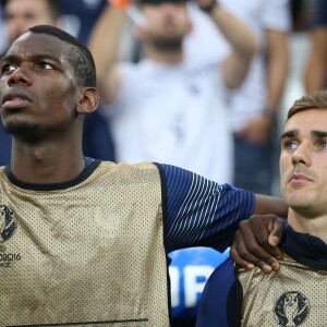 Paul Pogba et Antoine Griezmann au match de l'Euro 2016 France-Albanie au Stade Vélodrome à Marseille, le 15 juin 2016. © Cyril Moreau/Bestimage