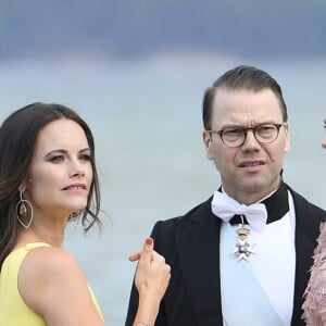 Exclusif - Le prince Carl Philip, la princesse Sofia, la princesse Victoria et le prince Daniel de Suède lors du mariage de Louise Gottlieb et Gustav Thott à Hölö au sud de Stockholm le 2 juin 2018.