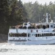 Mariage de Louise Gottlieb et Gustav Thott à Hölö au sud de Stockholm le 2 juin 2018 : après la cérémonie religieuse, les invités ont emprunté un ferry pour rejoindre le château de Tullgan, résidence d'été de la famille Gottlieb, pour la réception.