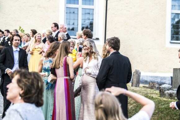 Lovisa de Geer au mariage de Louise Gottlieb et Gustav Thott à Hölö au sud de Stockholm le 2 juin 2018.