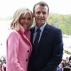 Brigitte et Emmanuel Macron visitent le Mémorial de Lincoln à Washington, le 23 avril 2018. © Stéphane Lemouton/Bestimage