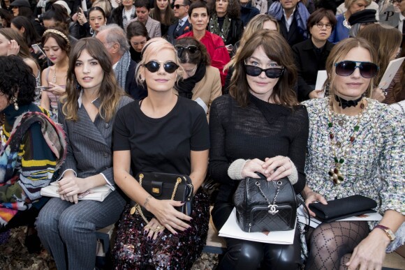 Alma Jodorowsky, Lily Allen, Carla Bruni Sarkozy, Yasmin Le Bon - People au défilé de mode automne-hiver 2018/2019 "Chanel" au Grand Palais à Paris le 6 mars 2018.