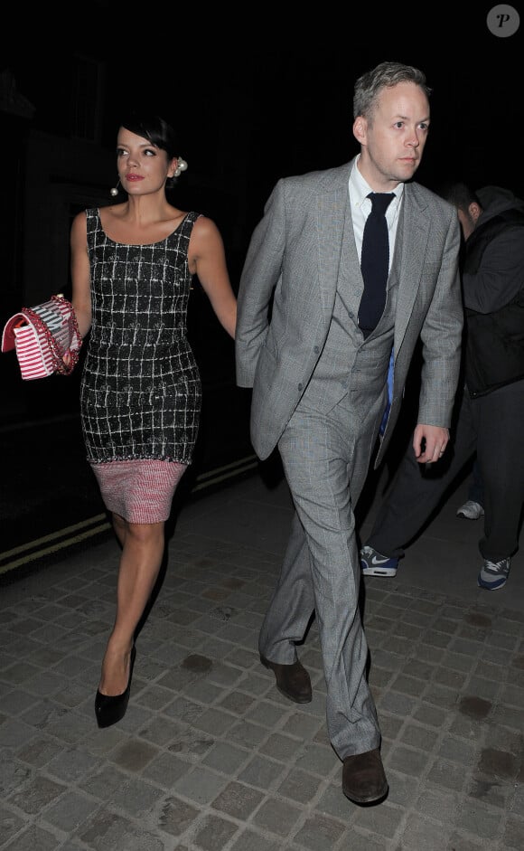 Lily Allen et son mari Sam Cooper arrivant à une soirée à la Chiltern Firehouse à Londres le 16 février 2014.