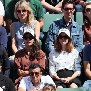 Elodie Frégé dans les tribunes lors des internationaux de France de Roland Garros à Paris le 7 juin 2018. © Cyril Moreau / Bestimage