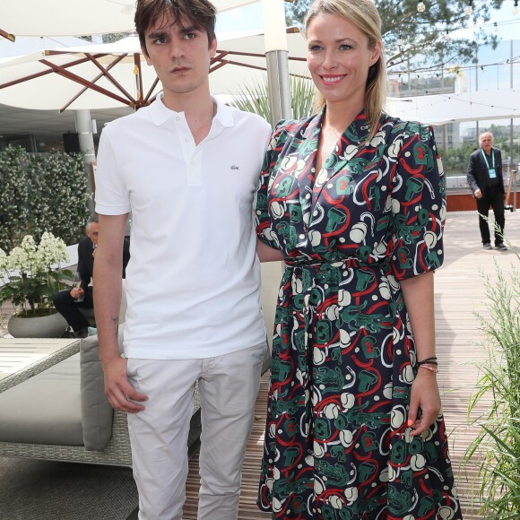 Alain-Fabien Delon et Kiera Chaplin au village des Internationaux de Tennis de Roland Garros à Paris le 7 juin 2018, jour 12. © Cyril Moreau / Bestimage