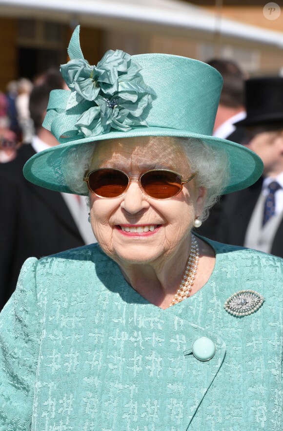 La reine Elizabeth II lors de la première garden party de l'année 2018 au palais de Buckingham à Londres le 15 mai 2018.