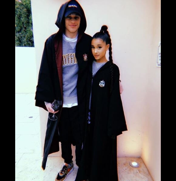 Pete Davidson et sa chérie Ariana Grande sur Instagram, le 30 mai 2018.