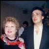 Michel Sardou et la comédienne Jackie Sardou, sa maman - Concert de Michel Sardou au Palais des Congrès de Paris en 1985.