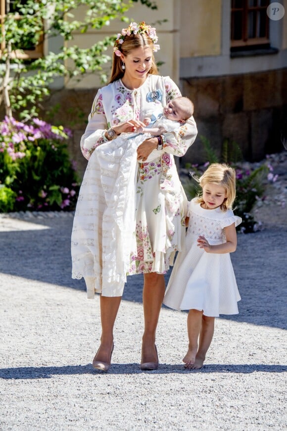 La princesse Madeleine de Suède en compagnie de ses enfants, la princesse Leonore et la princesse Adrienne - Baptême de la princesse Adrienne de Suède à Stockholm au palais de Drottningholm en Suède le 8 juin 2018