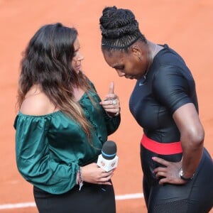 Serena Williams et Marion Bartoli dans les tribunes des internationaux de tennis de Roland Garros à Paris, jour 3, le 29 mai 2018. Cyril Moreau / Dominique Jacovides / Bestimage