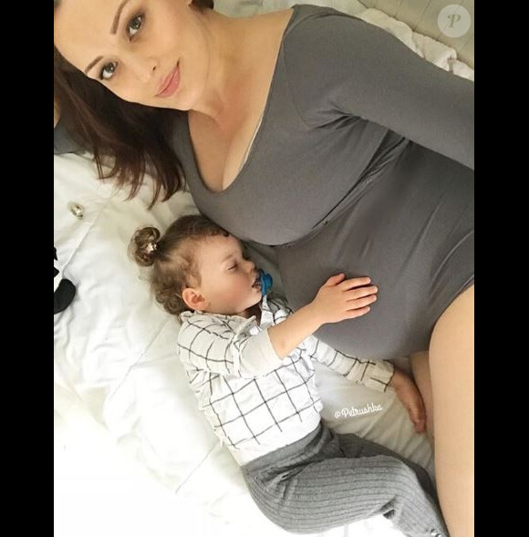 Moment complice entre Kelly Bochenko et sa fille Diane - Instagram, 5 juin 2018