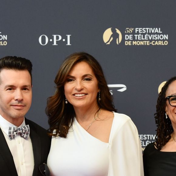 Dick Wolf, Jon Seda, Mariska Hargitay, Sharon Epata Merkerson et Philip Winchester - Soirée d'ouverture du 58e festival de Télévision de Monte-Carlo au Grimaldi Forum à Monaco le 15 juin 2018. © Bruno Bebert / Bestimage