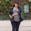 Eva Longoria, enceinte, va faire un pique-nique avec ses amies à Los Angeles le 16 juin 2018.