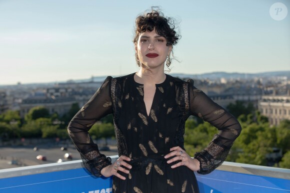 Desiree Akhavan (réalisatrice) - Photocall du film "Come As You Are" sur la terrasse du Publicis dans le cadre de la 7ème édition du Champs Elysees Film Festival à Paris, le 18 juin 2018. © Veeren/CVS/Bestimage