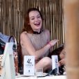 Exclusif - Lindsay Lohan en vacances avec des amis sur la plage de Mykonos en Grèce, le 17 juin 2018.