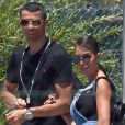 Cristiano Ronaldo et sa compagne Georgina Rodriguez prennent un jet privé à l'aéroport de Malaga-Costa del Sol, après avoir profité de quelques jours de vacanes à Malaga, Espagne, le 3 juin 2018.