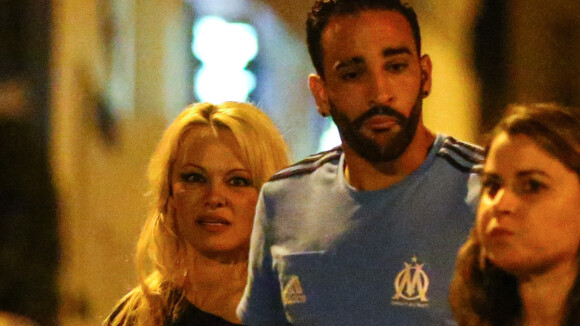 Plus belle la vie : Pamela Anderson au casting ? Adil Rami s'en mêle !