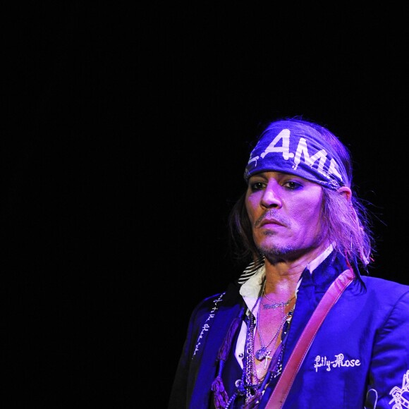 Johnny Depp et son groupe "Hollywood Vampires" en concert à la SSE Arena à Londres, le 20 juin 2018.