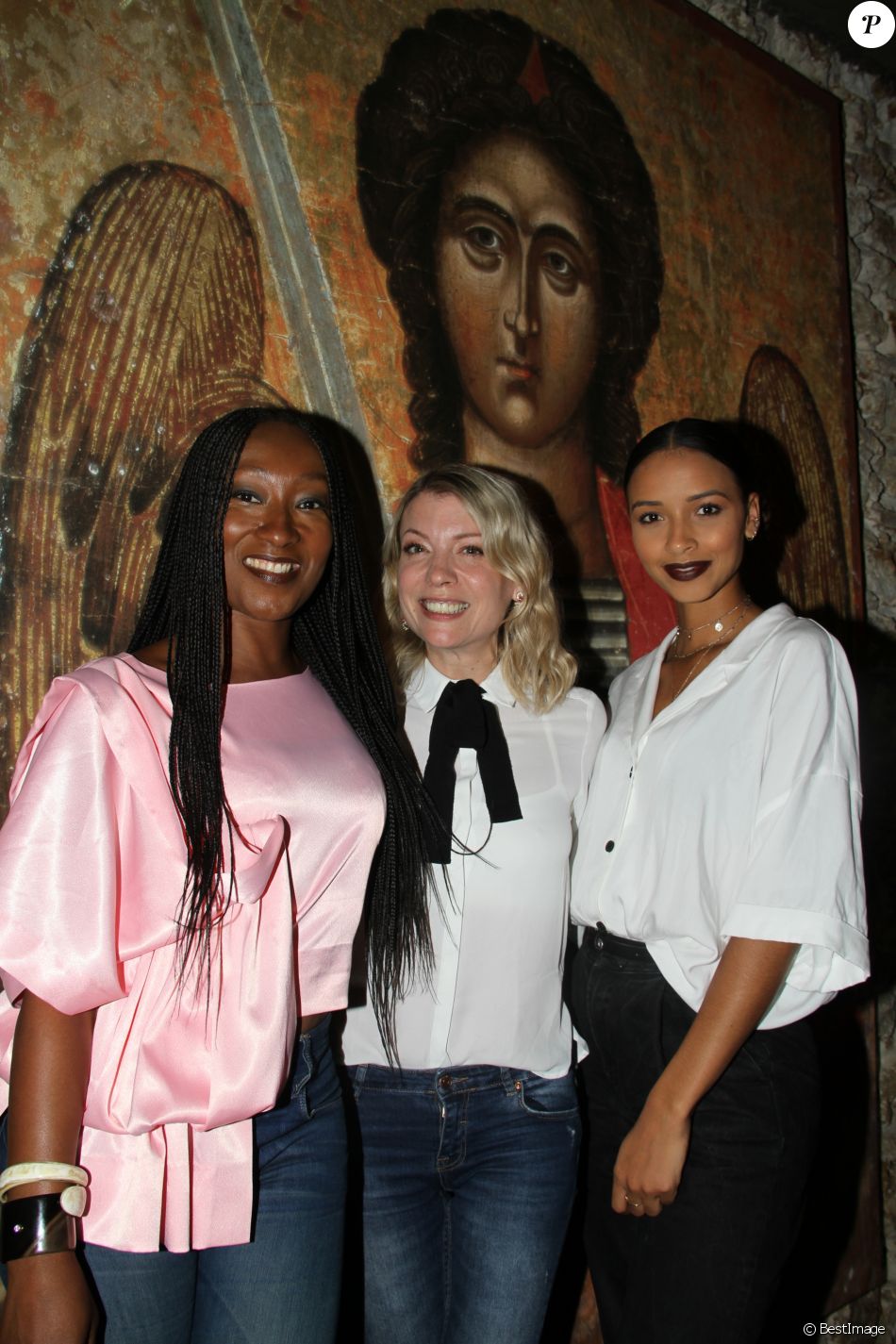 Exclusif Nadege Beausson Diagne Claire Verneil Flora Coquerel Lors Du Premier Anniversaire Du Restaurant Ikone A Paris Le 19 Juin 18 C Baldini Bestimag Purepeople