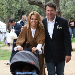 Exclusif - Christian Estrosi, le maire de Nice, et sa femme Laura Tenoudji avec leur fille Bianca - Christian Estrosi (le maire de Nice) et sa femme Laura Tenoudji ont fêté en famille le 1er mai dans les jardins de Cimiez pour la Fête des Mai à Nice, le 1er mai 2018. © Bruno Bebert/Bestimage