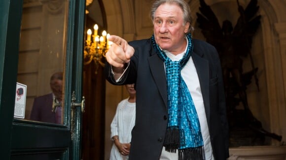 Gérard Depardieu explose de colère devant une "jolie" journaliste