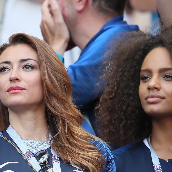 Rachel Legrain-Trapani, Miss France 2007 et Alicia Aylies, miss France 2017 - Célébrités dans les tribunes opposant la France à l'Argentine lors des 8ème de finale de la Coupe du monde à Kazan en Russie, le 30 juin 2018. © Cyril Moreau/Bestimage  Celebrities in the stands between France and Argentina in the 8th finals of the World Cup in Kazan, Russia, June 30, 2018.30/06/2018 - Moscou