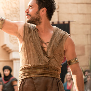 Kev Adams dans Alad'2