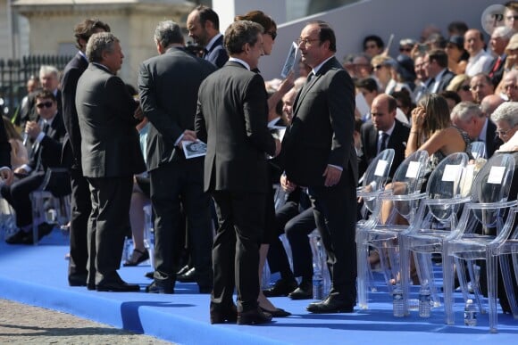 Nicolas Sarkozy avec sa femme Carla Bruni-Sarkozy et François Hollande - Cérémonie d'entrée de Simone Veil et de son époux Antoine Veil au Pantheon à Paris le 1er juillet 2018 © Hamilton / Pool / Bestimage