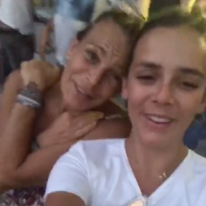 Pauline Ducruet et sa mère, la princesse Stéphanie de Monaco, assistent au concert d'Ed Sheeran au Stade de France. Saint-Denis, le 6 juillet 2018.