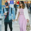 Priyanka Chopra et Nick Jonas, qui seraient en couple, arrivent à l'aéroport JFK de New York le 8 juin 2018.