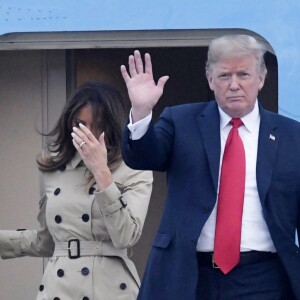 Le président des Etats-Unis Donald Trump et sa femme Melania à leur arrivée à la base aérienne de Melsbroek en vue du sommet de l'OTAN. Le 10 juillet 2018