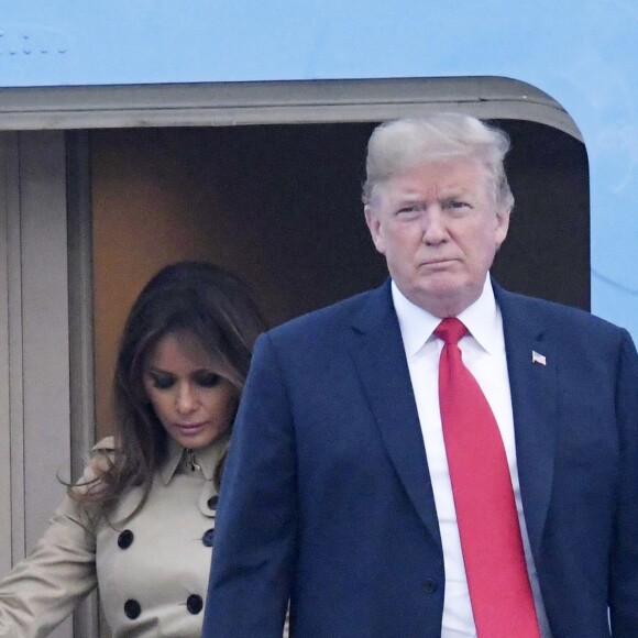 Le président des Etats-Unis Donald Trump et sa femme Melania à leur arrivée à la base aérienne de Melsbroek en vue du sommet de l'OTAN. Le 10 juillet 2018