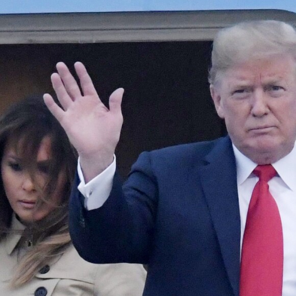 Le président des Etats-Unis Donald Trump et sa femme Melania à leur arrivée à la base aérienne de Melsbroek en vue du sommet de l'OTAN. Le 10 juillet 2018