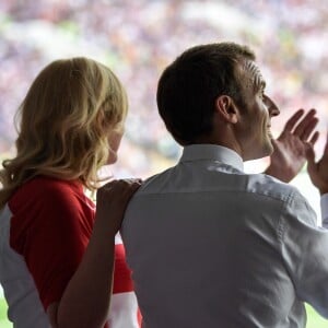 Emmanuel Macron célèbre la victoire de la France face à la Croatie (4-2) en finale de la Coupe du Monde 2018 (FIFA World Cup Russia2018), le 15 juillet 2018.