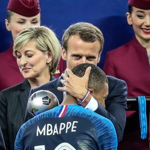 Emmanuel Macron et Kylian Mbappé - Finale de la Coupe du Monde de Football 2018 en Russie à Moscou, opposant la France à la Croatie (4-2). Le 15 juillet 2018 © Moreau-Perusseau / Bestimage