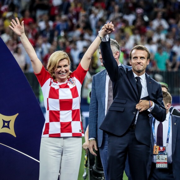Emmanuel Macron et la présidente de Croatie Kolinda Grabar-Kitarovic - Finale de la Coupe du Monde de Football 2018 en Russie à Moscou, opposant la France à la Croatie (4-2). Le 15 juillet 2018 © Moreau-Perusseau / Bestimage