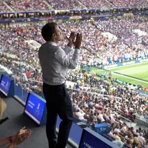 Emmanuel Macron lors la victoire de la France face à la Croatie (4-2) en finale de la Coupe du Monde 2018 (FIFA World Cup Russia2018), le 15 juillet 2018.