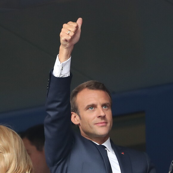 Le président français Emmanuel Macron - People au stade Loujniki lors de la finale de la Coupe du Monde de Football 2018 à Moscou, opposant la France à la Croatie à Moscou le 15 juillet 2018 © Cyril Moreau/Bestimage