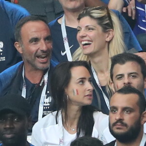 Nikos Aliagas et sa compagne Tina Grigoriou, Omar Sy - People au stade Loujniki lors de la finale de la Coupe du Monde de Football 2018 à Moscou, opposant la France à la Croatie à Moscou le 15 juillet 2018 © Cyril Moreau/Bestimage